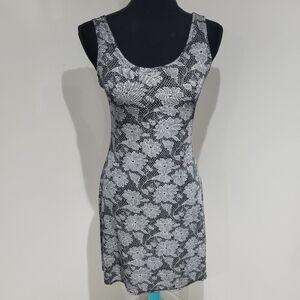 Accomplice Women's Y2K Lace Floral Print Stretch Sleeveless Mini Dress Small B&W